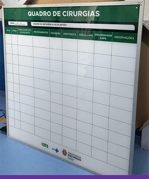 Quadro de aviso em acrílico